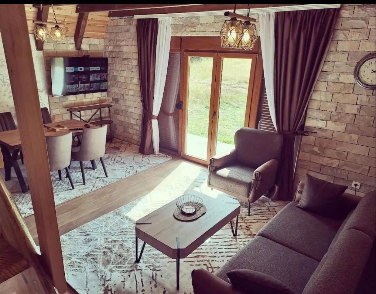 Holiday Homes Durmitor Idyll 자블야크 외부 사진
